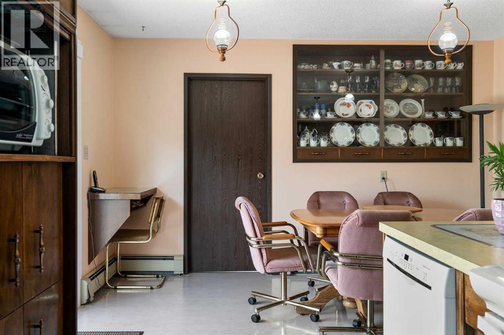 4214 50 Avenue, Olds, Alberta  T4H 1A5 - Photo 11 - A2287035