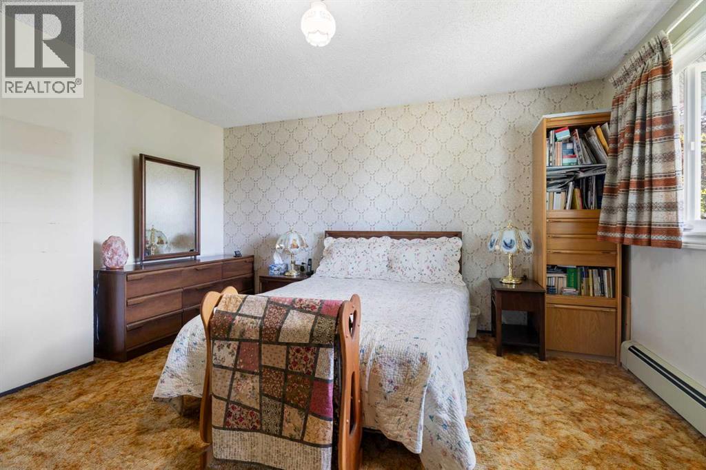 4214 50 Avenue, Olds, Alberta  T4H 1A5 - Photo 20 - A2287035