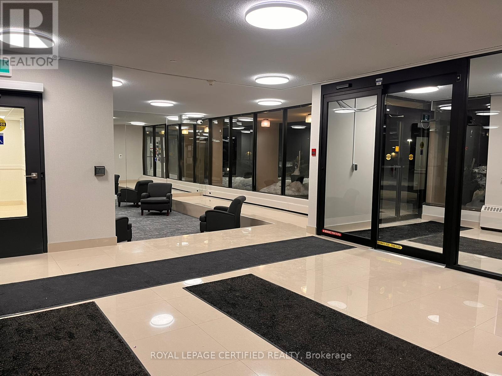 1209 - 2929 Aquitaine Avenue, Mississauga, Ontario  L5N 2C7 - Photo 5 - W12766858