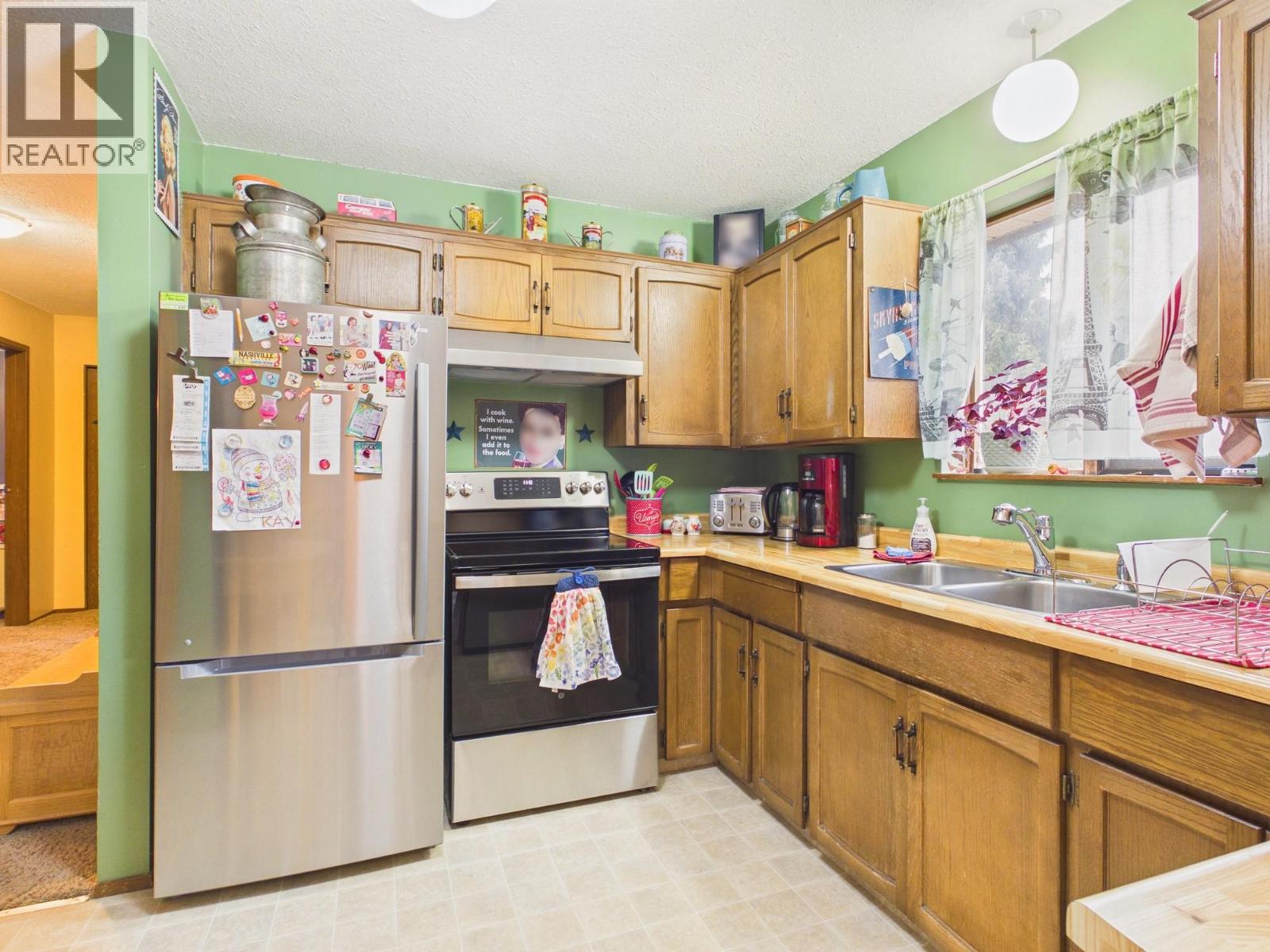 740 Maple Street, Okanagan Falls, British Columbia  V0H 1R2 - Photo 7 - 10376123