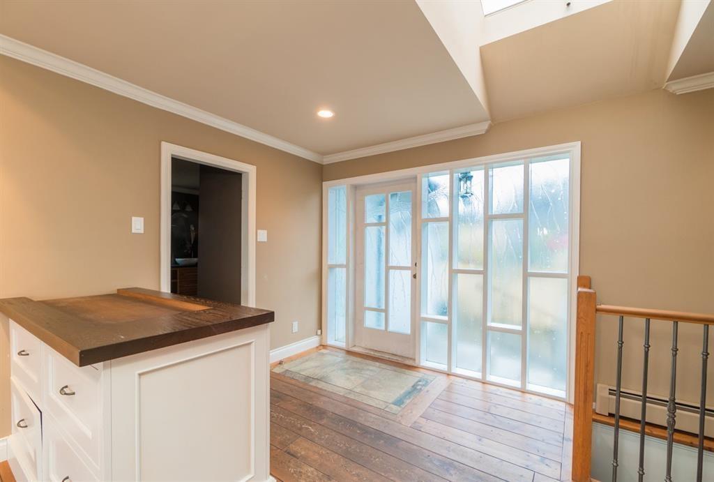 15708 Cliff Avenue, White Rock, British Columbia  V4B 1W2 - Photo 7 - R3090659