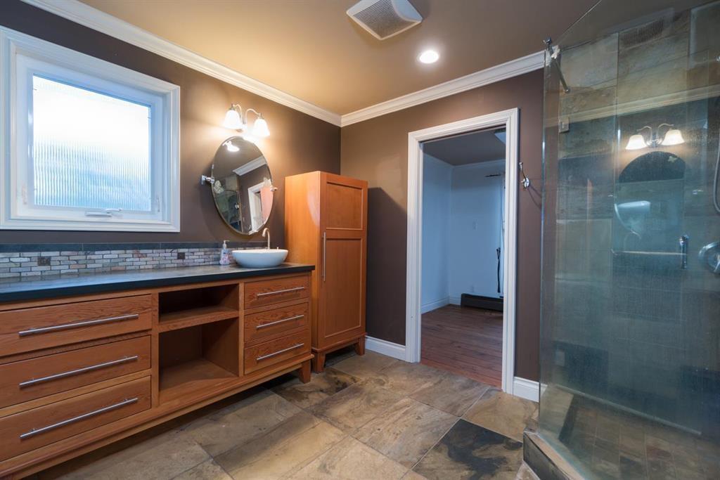 15708 Cliff Avenue, White Rock, British Columbia  V4B 1W2 - Photo 13 - R3090659