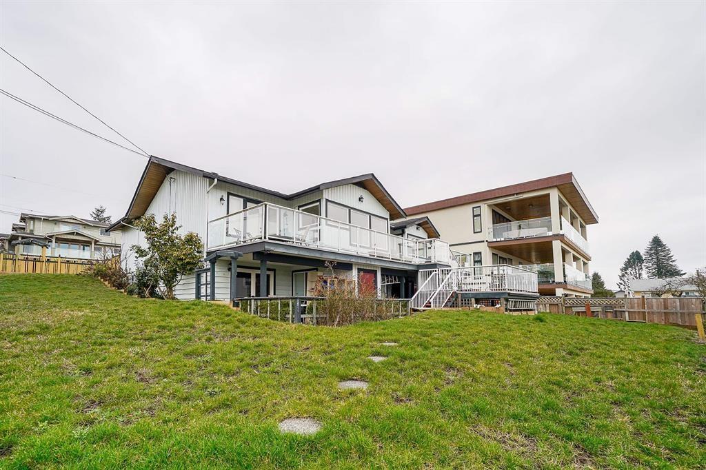 15708 Cliff Avenue, White Rock, British Columbia  V4B 1W2 - Photo 20 - R3090659