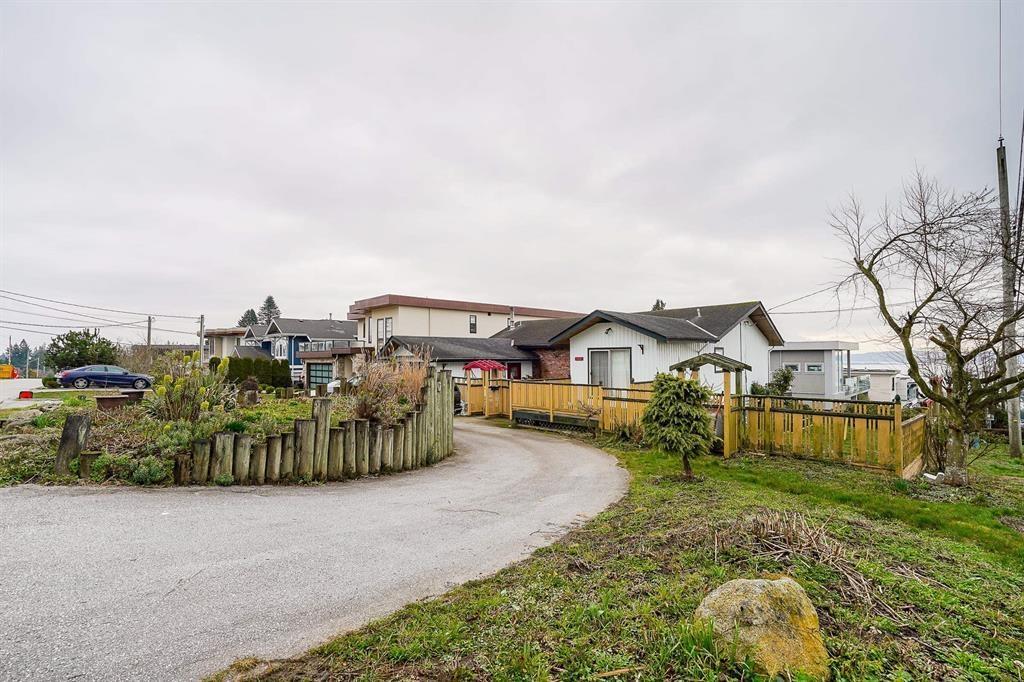 15708 Cliff Avenue, White Rock, British Columbia  V4B 1W2 - Photo 19 - R3090659