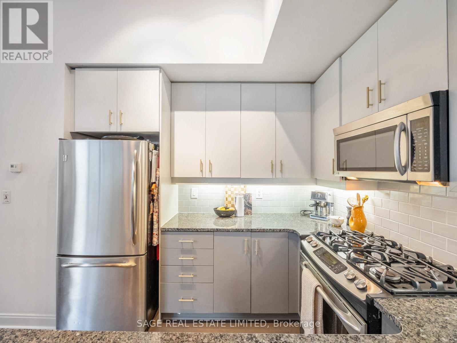 608 - 21 Scollard Street, Toronto (Annex), Ontario  M5R 1G1 - Photo 6 - C12795368