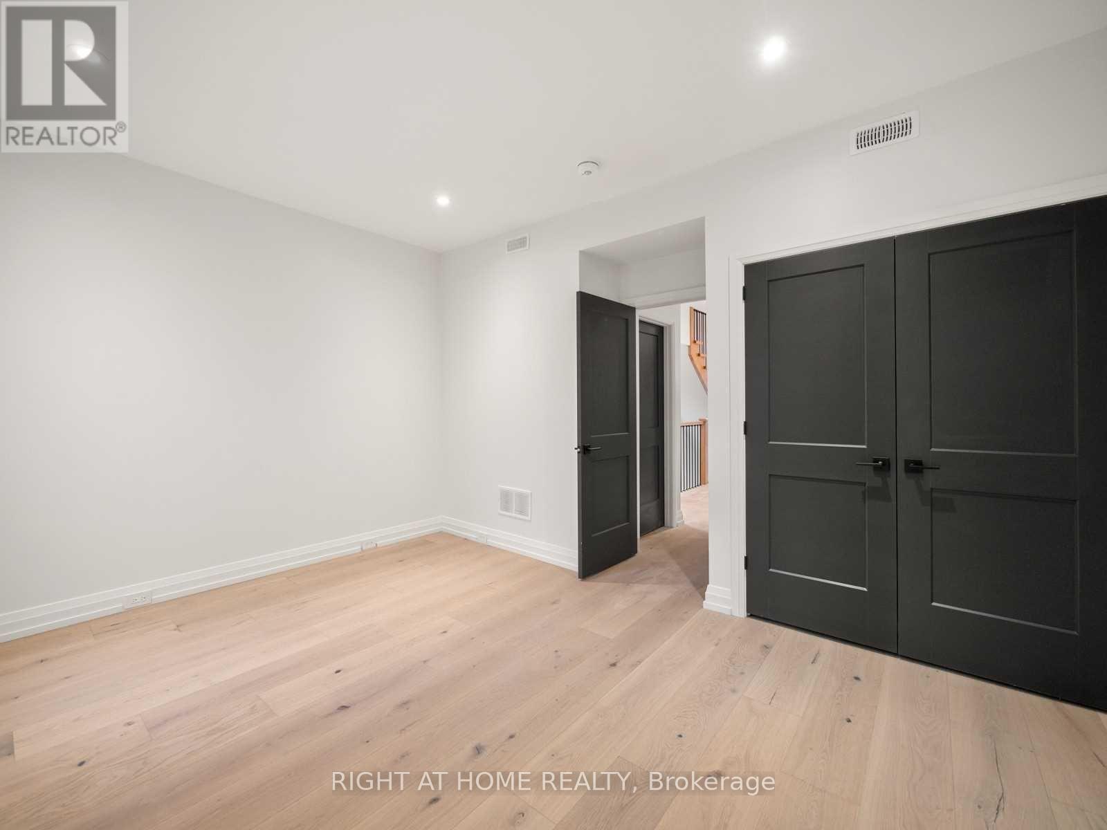 Unit 2 - 94 Concord Avenue, Toronto, Ontario  M6H 2P3 - Photo 12 - C12795382