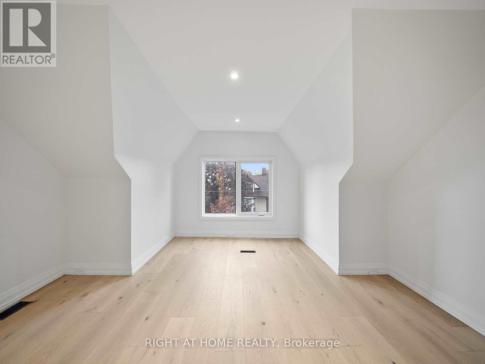 Unit 2 - 94 Concord Avenue, Toronto, Ontario  M6H 2P3 - Photo 17 - C12795382