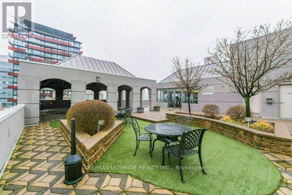 1004 - 140 Simcoe Street, Toronto, Ontario  M5H 4E9 - Photo 13 - C12795424