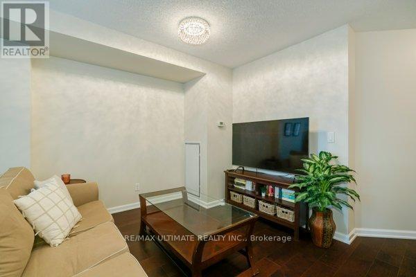 1004 - 140 Simcoe Street, Toronto, Ontario  M5H 4E9 - Photo 9 - C12795424