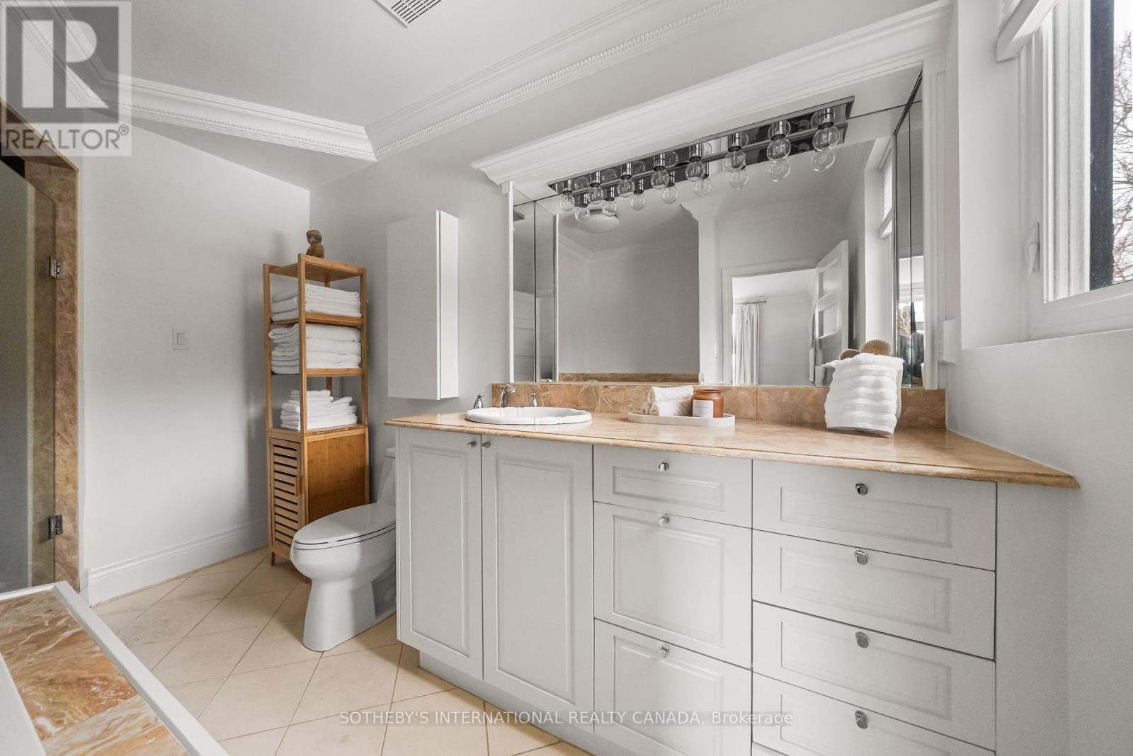 92 Woodlawn Avenue, Toronto, Ontario  M4V 1G7 - Photo 26 - C12795438