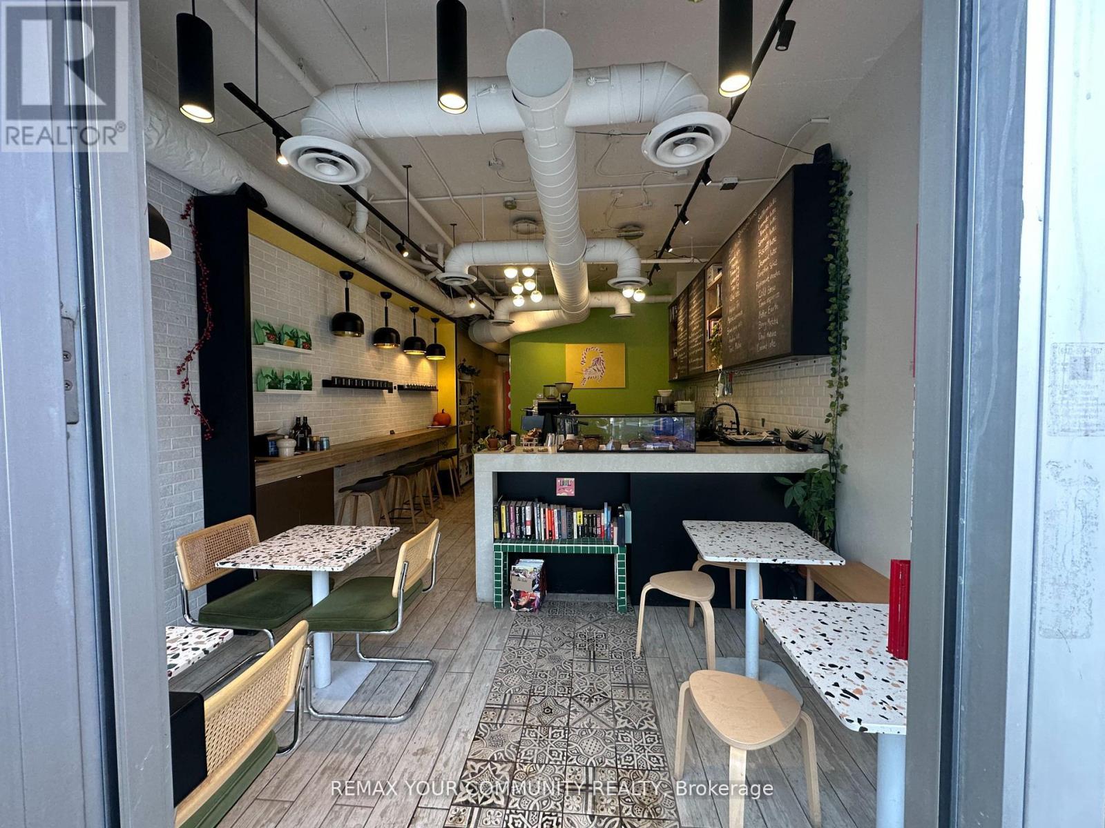 101 - 799 College Street, Toronto, Ontario  M6G 1C7 - Photo 11 - C12795460