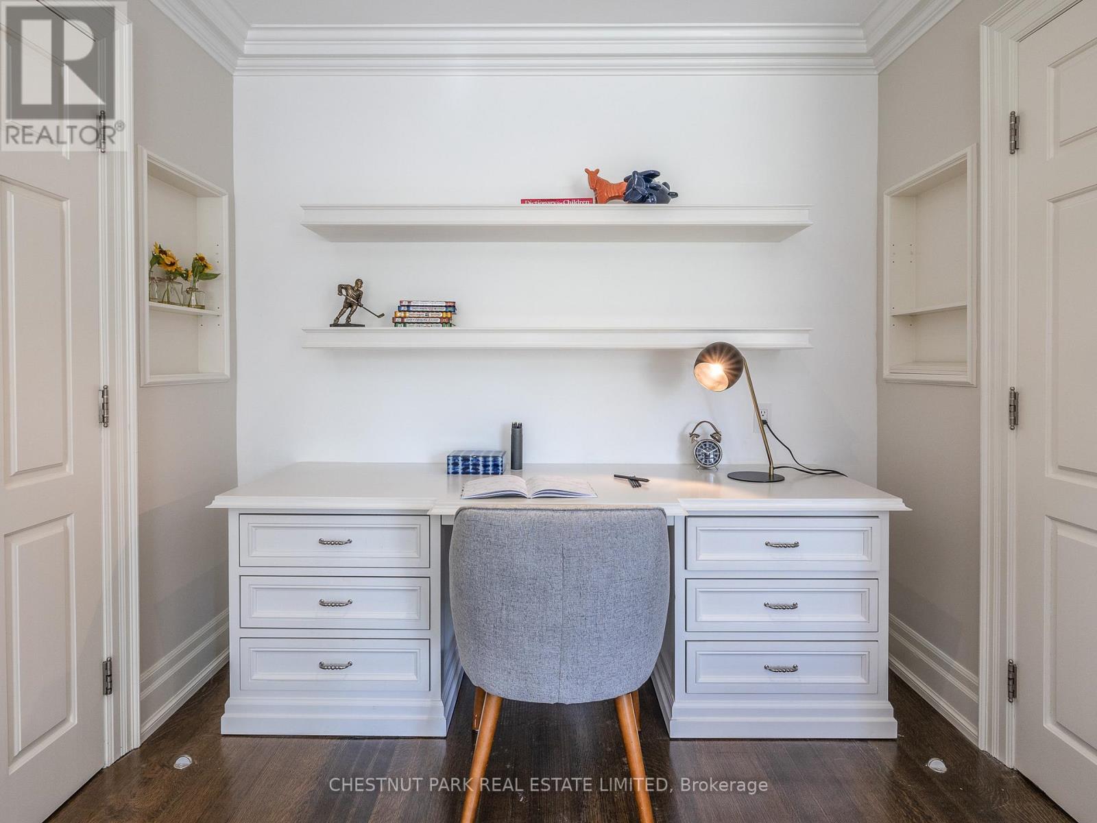 27 Bayview Wood, Toronto, Ontario  M4N 1R8 - Photo 24 - C12795486