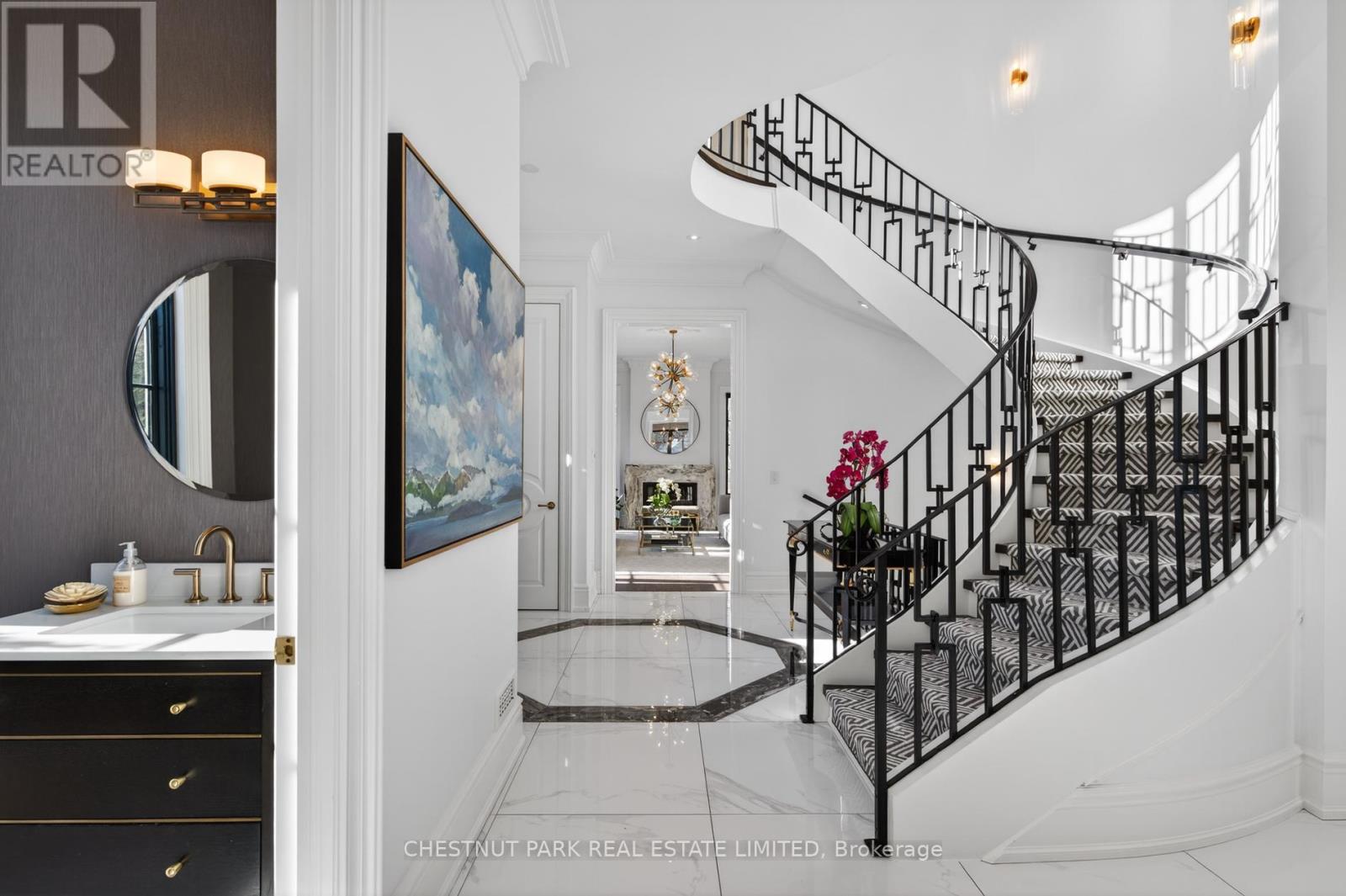 55 De Vere Gardens, Toronto, Ontario  M5M 3E8 - Photo 12 - C12795496