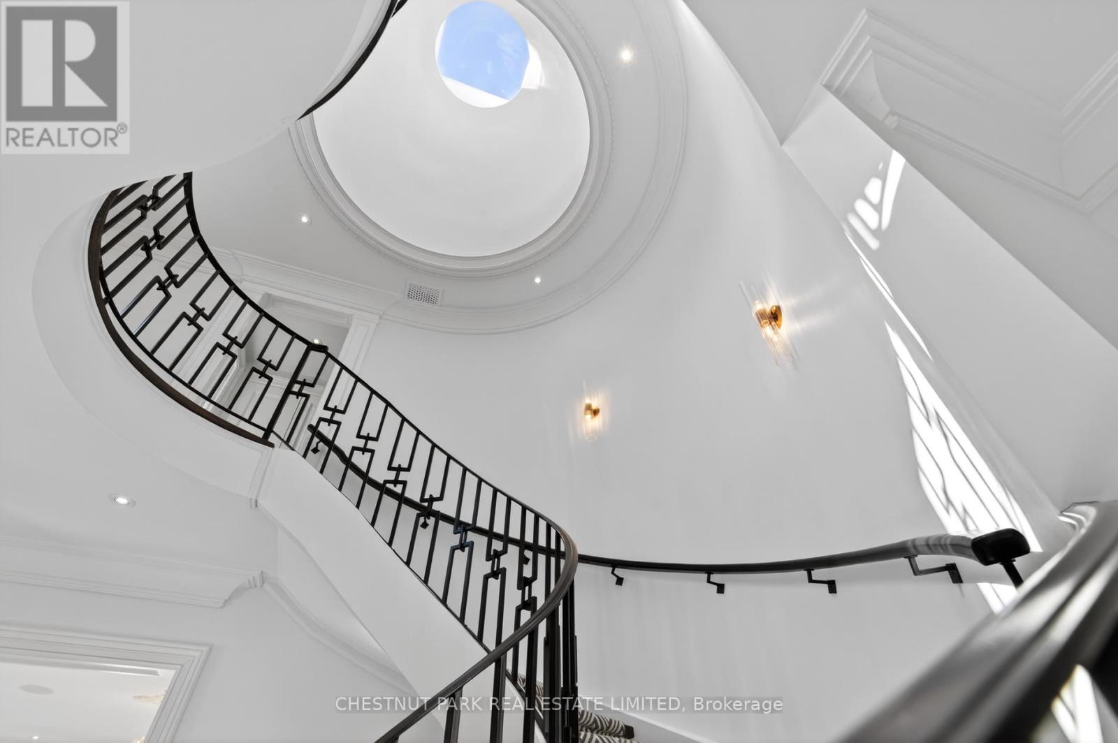 55 De Vere Gardens, Toronto, Ontario  M5M 3E8 - Photo 27 - C12795496