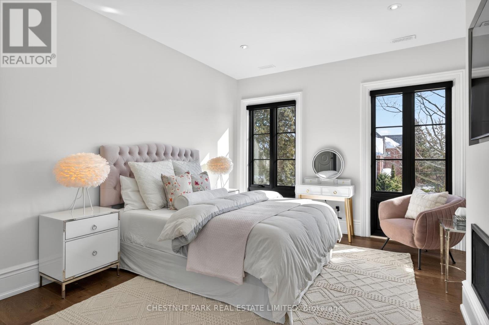 55 De Vere Gardens, Toronto, Ontario  M5M 3E8 - Photo 39 - C12795496