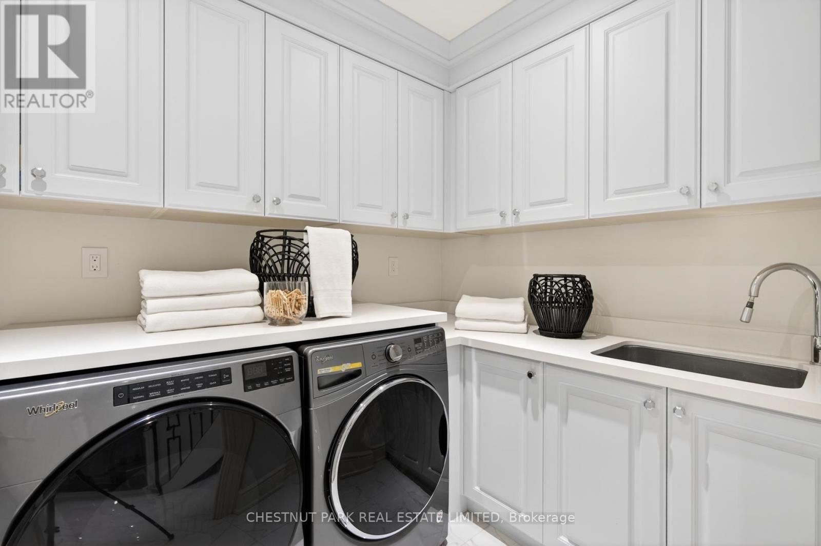 55 De Vere Gardens, Toronto, Ontario  M5M 3E8 - Photo 50 - C12795496