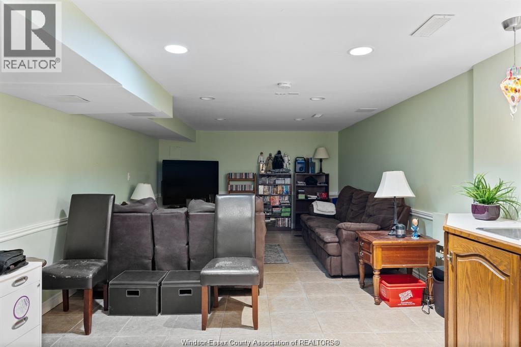 113 Marentette, Lakeshore, Ontario N0R 1A0 - Photo 23 - 26003408