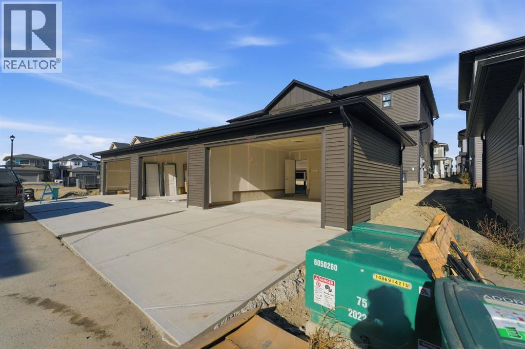 152 Lawson Lane Se, Airdrie, Alberta  T4A 3P3 - Photo 10 - A2264803