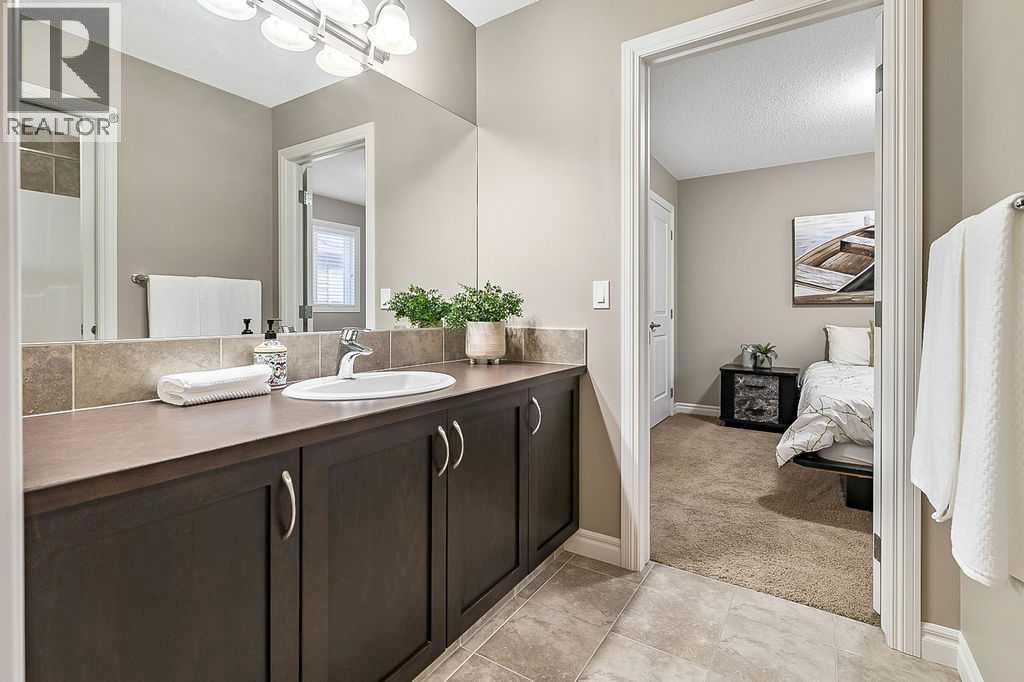 147 Cimarron Vista Crescent, Okotoks, Alberta  T1S 0K3 - Photo 30 - A2283474