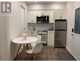 MAIN FLOOR - 15 VALLEYWAY CRESCENT, Vaughan, Ontario