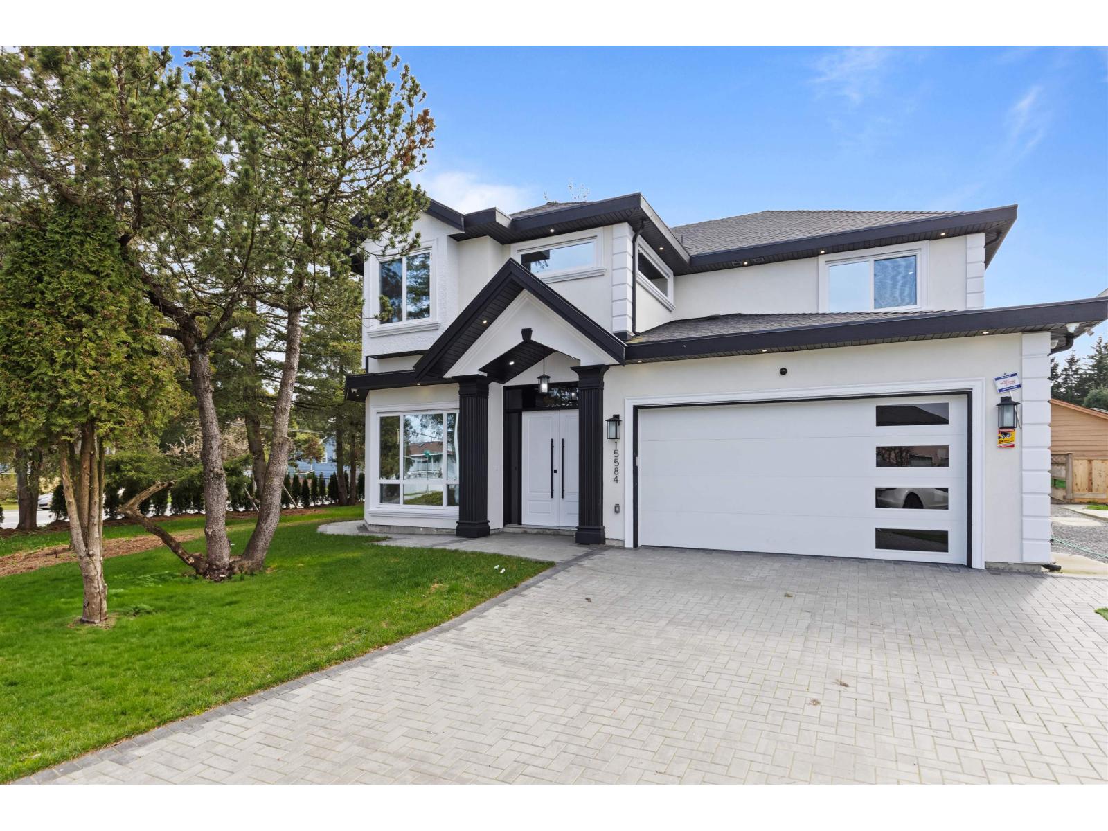 15584 89B AVENUE, Surrey, British Columbia