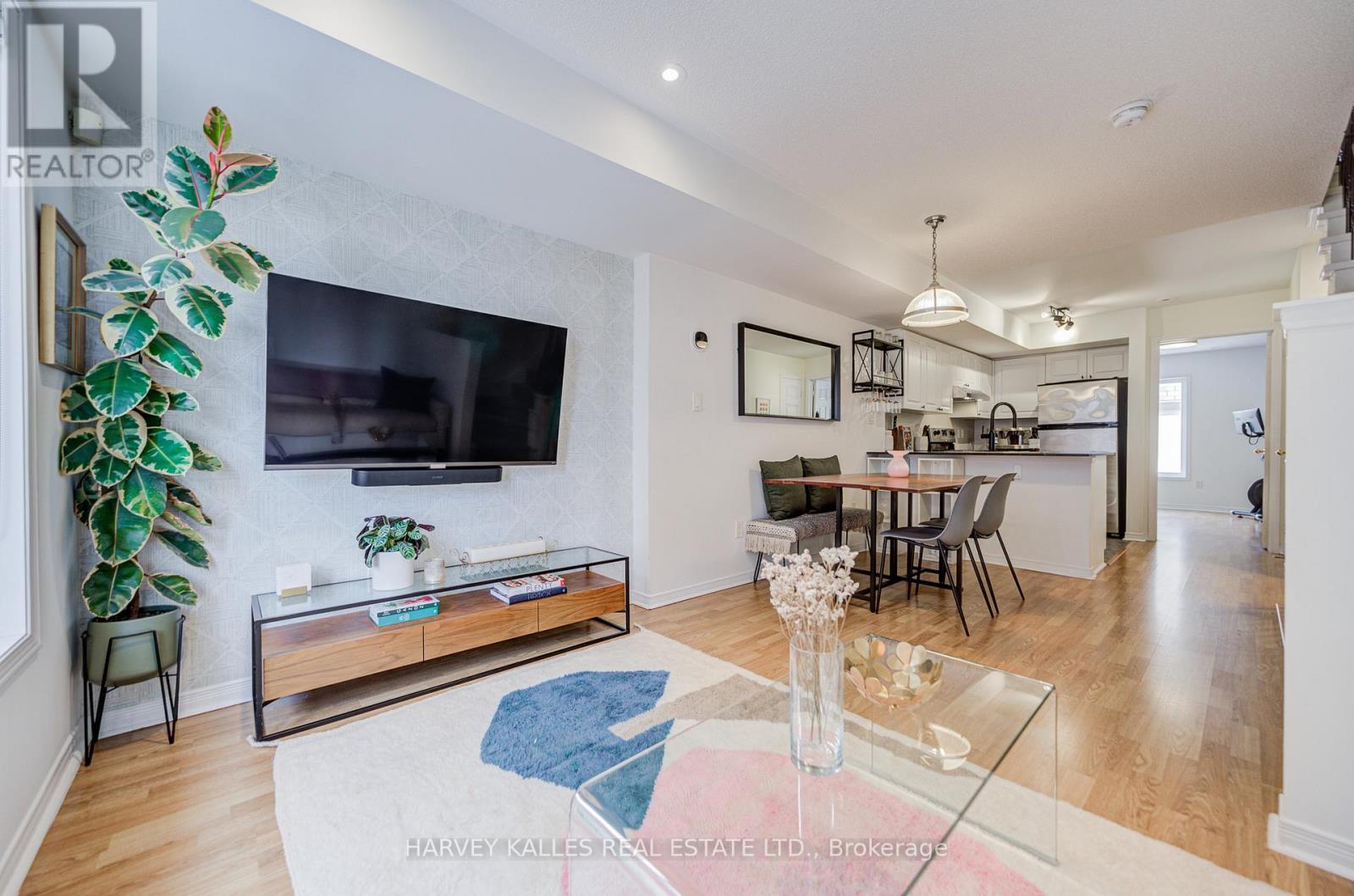 6 - 21 Foundry Avenue, Toronto, Ontario  M6H 4K7 - Photo 12 - W12795384