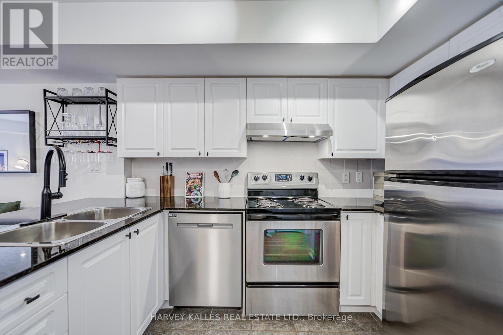 6 - 21 Foundry Avenue, Toronto, Ontario  M6H 4K7 - Photo 13 - W12795384