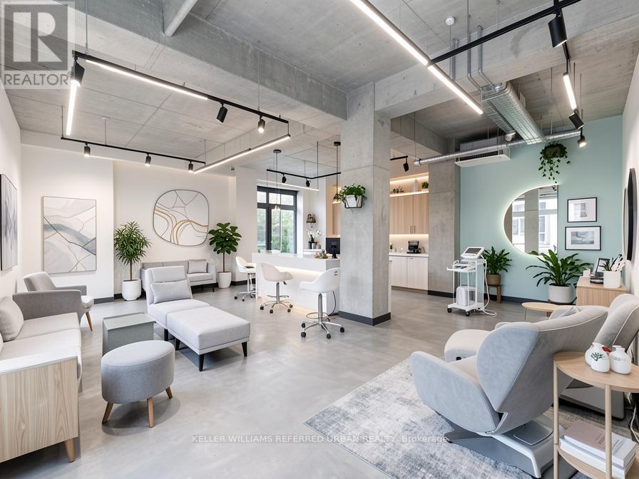 Retail - 1775 St. Clair Avenue W, Toronto, Ontario  M6N 1J6 - Photo 9 - W12795416