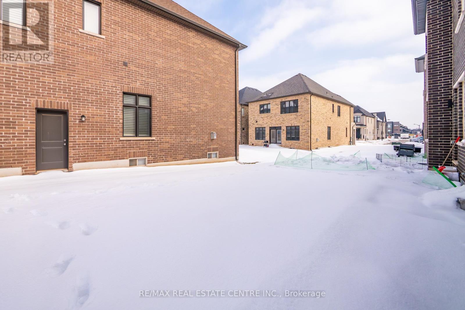 3155 Meadowridge Drive, Oakville, Ontario  L6H 8B4 - Photo 31 - W12795462