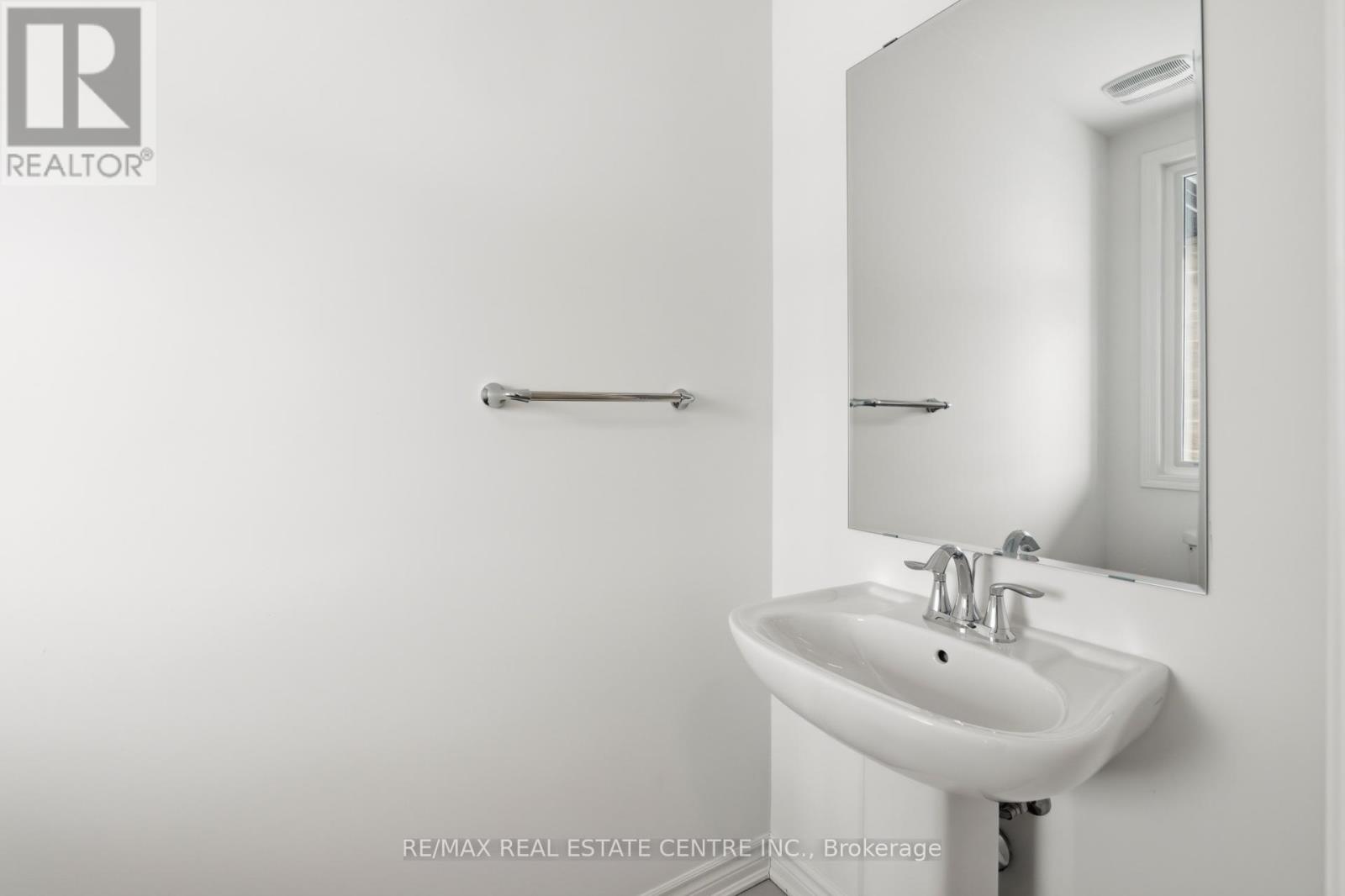 3155 Meadowridge Drive, Oakville, Ontario  L6H 8B4 - Photo 36 - W12795462