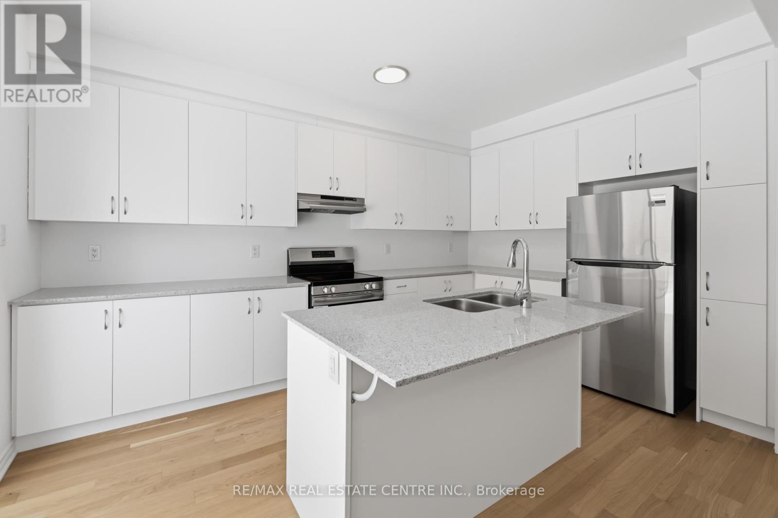 3155 Meadowridge Drive, Oakville, Ontario  L6H 8B4 - Photo 43 - W12795462