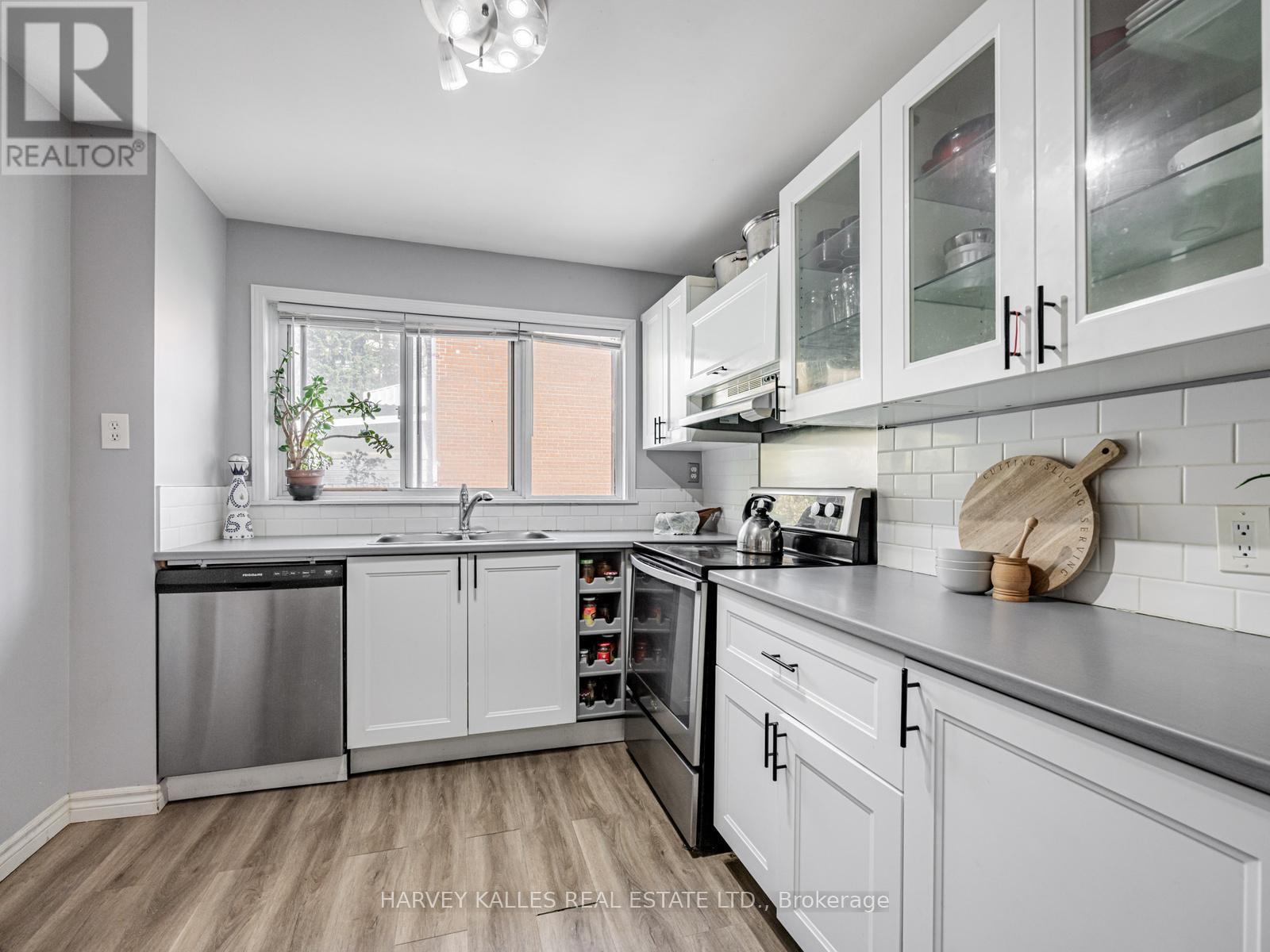 1 - 349 Driftwood Avenue, Toronto, Ontario  M3N 2P2 - Photo 17 - W12795530