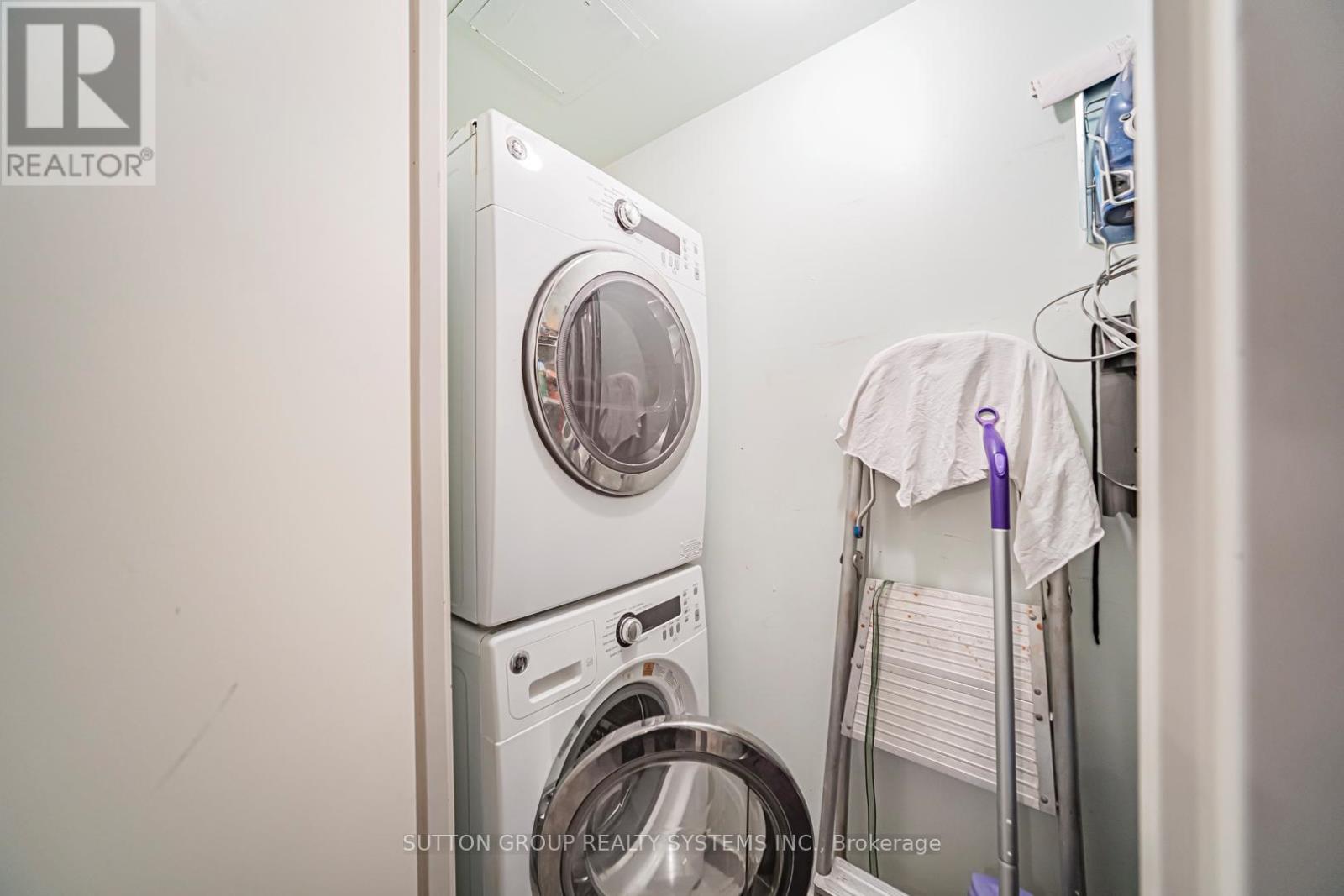 1201 - 2261 Lakeshore Boulevard W, Toronto, Ontario  M8V 3X1 - Photo 36 - W12795550