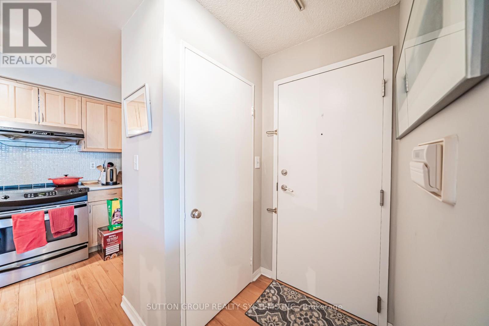 1201 - 2261 Lakeshore Boulevard W, Toronto, Ontario  M8V 3X1 - Photo 8 - W12795550