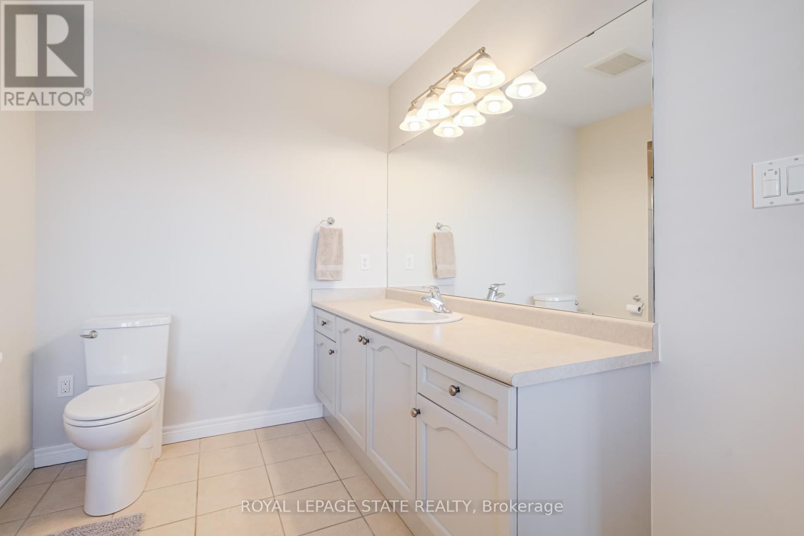 114 Armour Crescent, Hamilton (Meadowlands), Ontario  L9K 1R9 - Photo 29 - X12795406