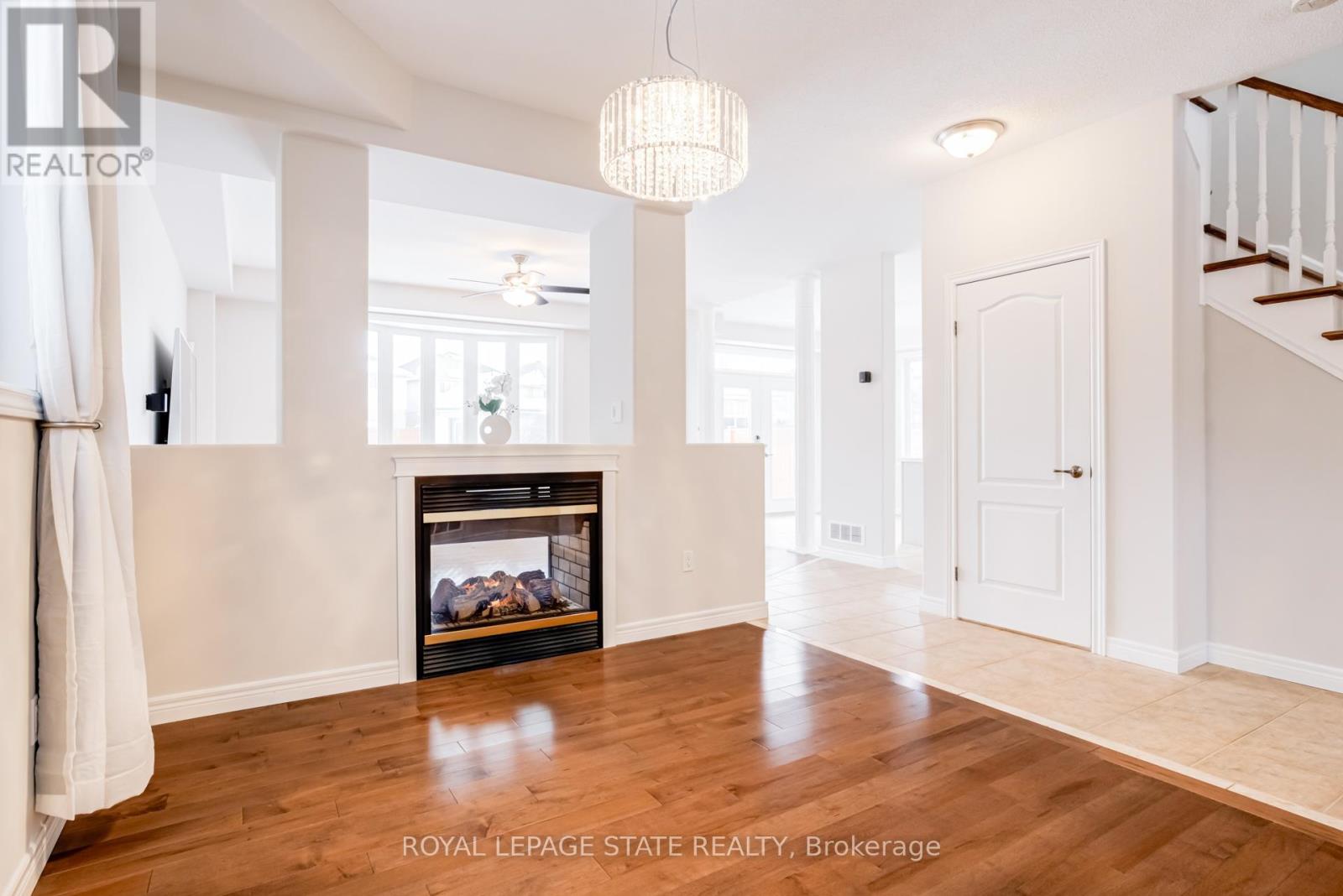 114 Armour Crescent, Hamilton (Meadowlands), Ontario  L9K 1R9 - Photo 8 - X12795406