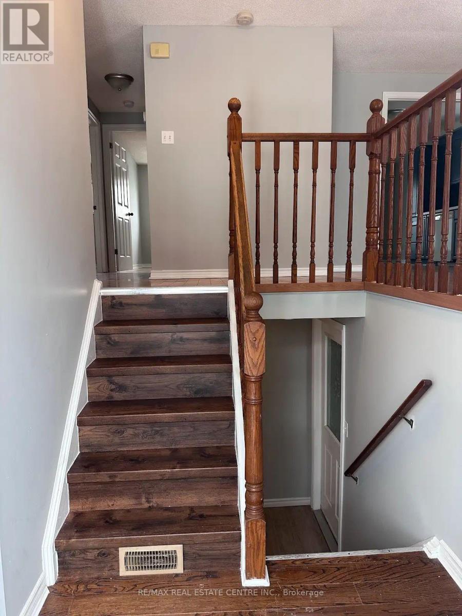 656 Hillview Road E, Cambridge, Ontario  N3H 5H3 - Photo 10 - X12795430