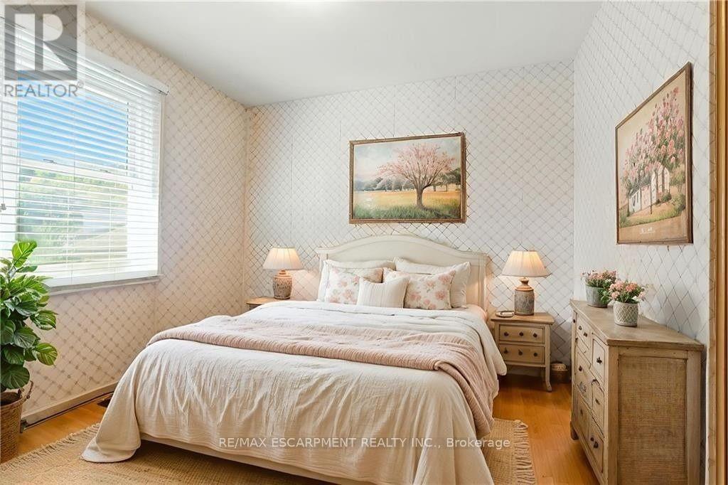 18 Jasper Drive, Hamilton, Ontario  L8G 2S7 - Photo 23 - X12795472