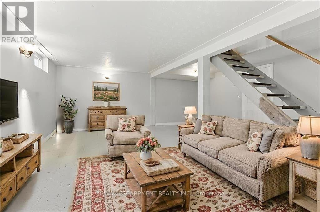 18 Jasper Drive, Hamilton, Ontario  L8G 2S7 - Photo 31 - X12795472