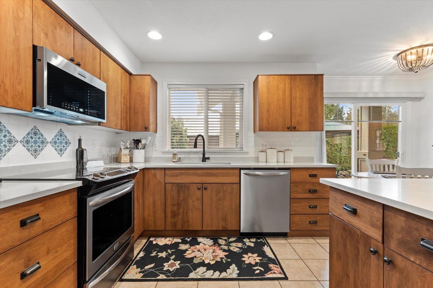 32 45550 Shawnigan Crescent, Garrison Crossing, Chilliwack, British Columbia  V2R 5Y1 - Photo 14 - R3089823