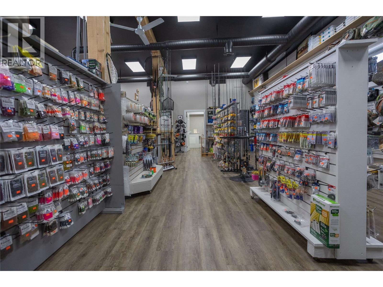 2133 Columbia Avenue, Castlegar, British Columbia  V1N 2W9 - Photo 31 - 10374735