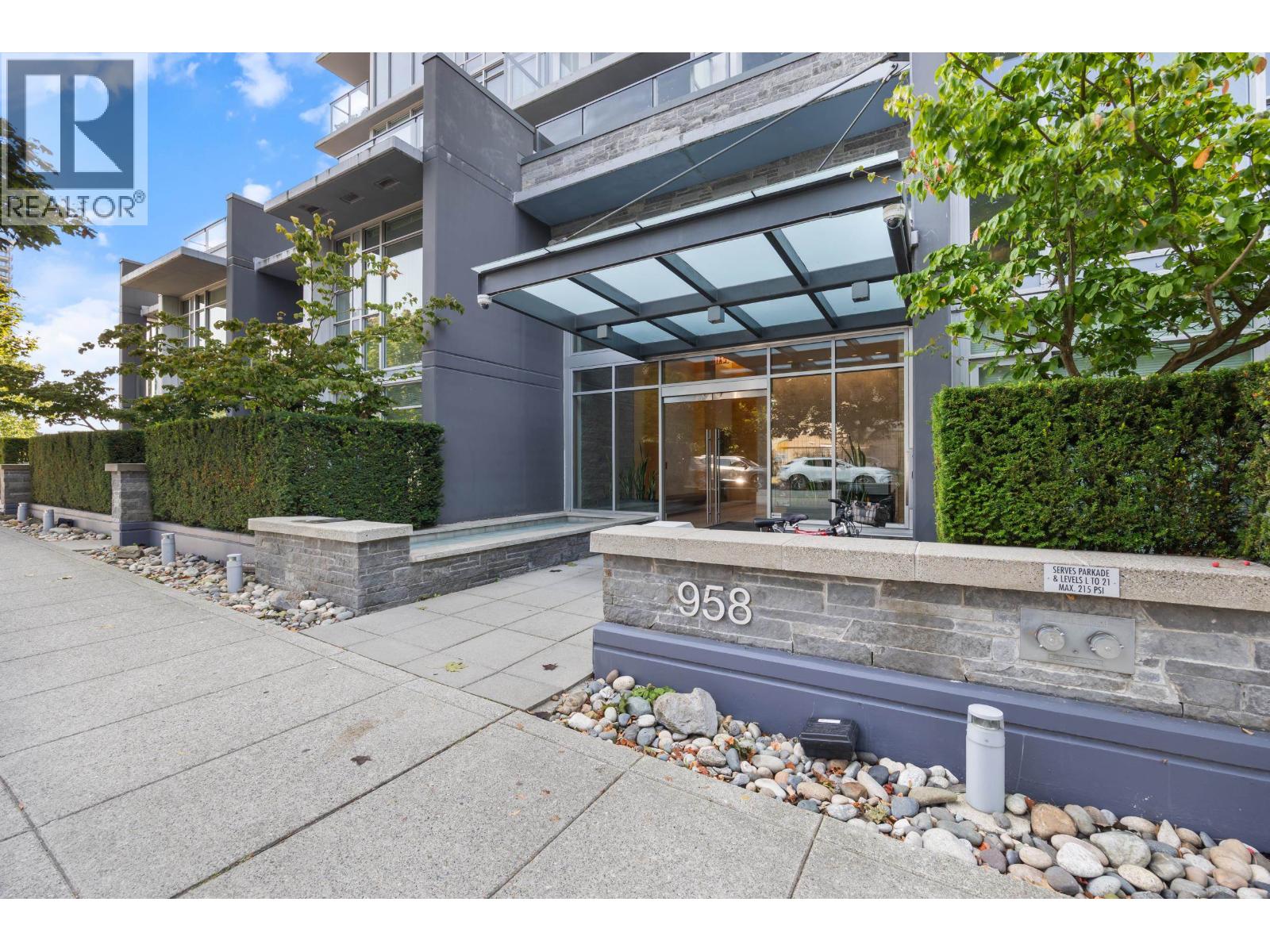 1208 958 Ridgeway Avenue, Coquitlam, British Columbia  V3K 0C5 - Photo 16 - R3090090