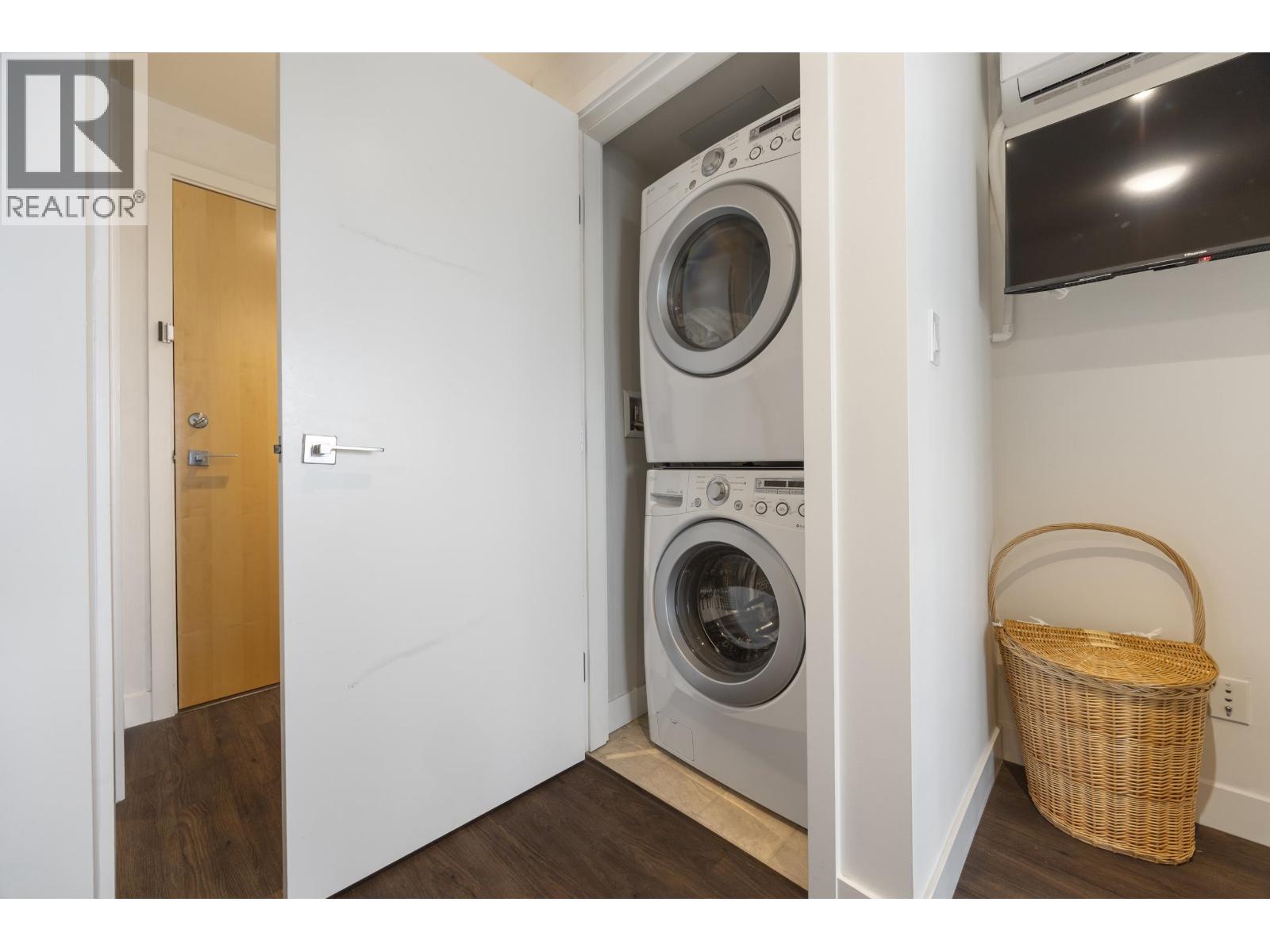 1208 958 Ridgeway Avenue, Coquitlam, British Columbia  V3K 0C5 - Photo 12 - R3090090