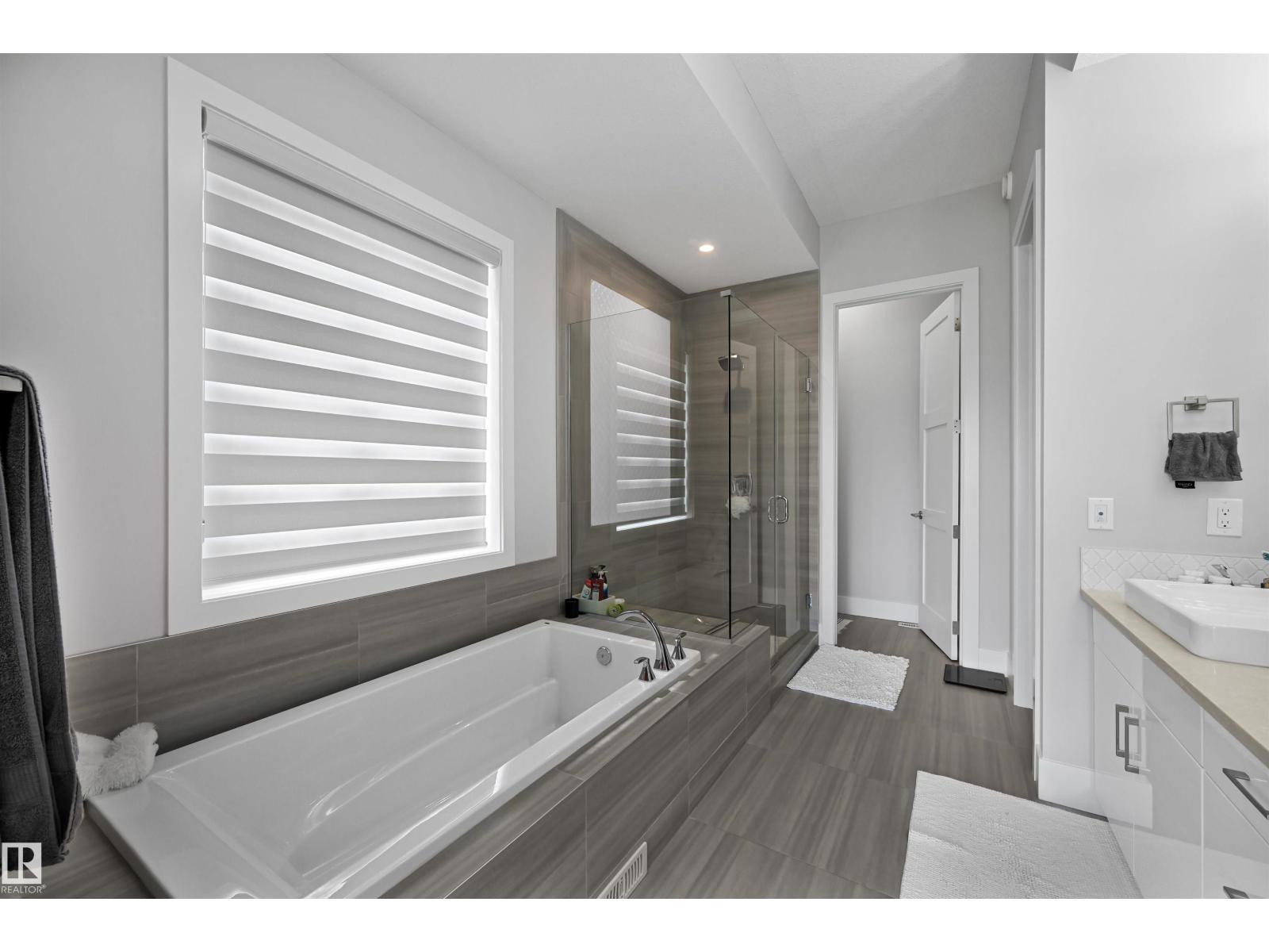 1025 Huckell Pl Sw, Edmonton, Alberta  T6W 3B7 - Photo 26 - E4473888