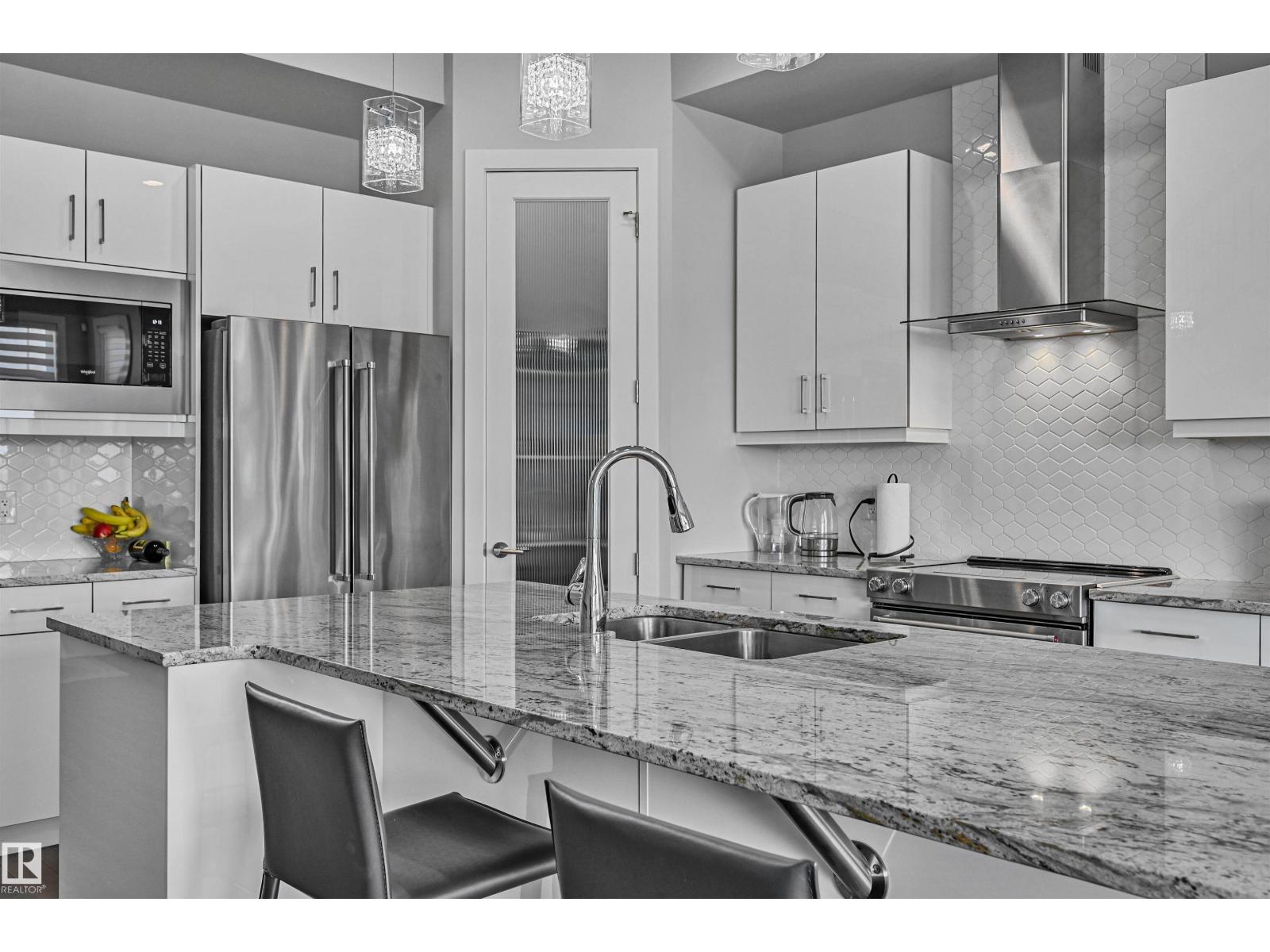 1025 Huckell Pl Sw, Edmonton, Alberta  T6W 3B7 - Photo 11 - E4473888