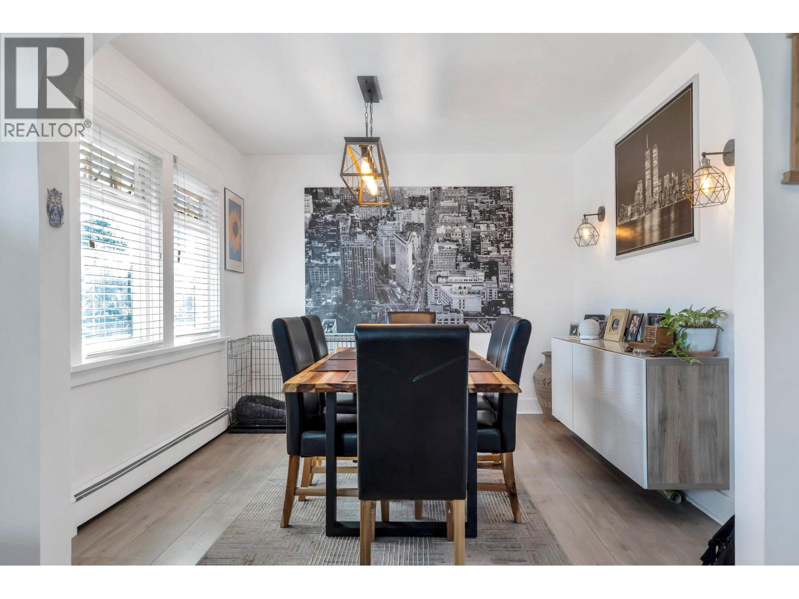 125 N Gilmore Avenue, Burnaby, British Columbia  V5C 1V6 - Photo 10 - R3087700