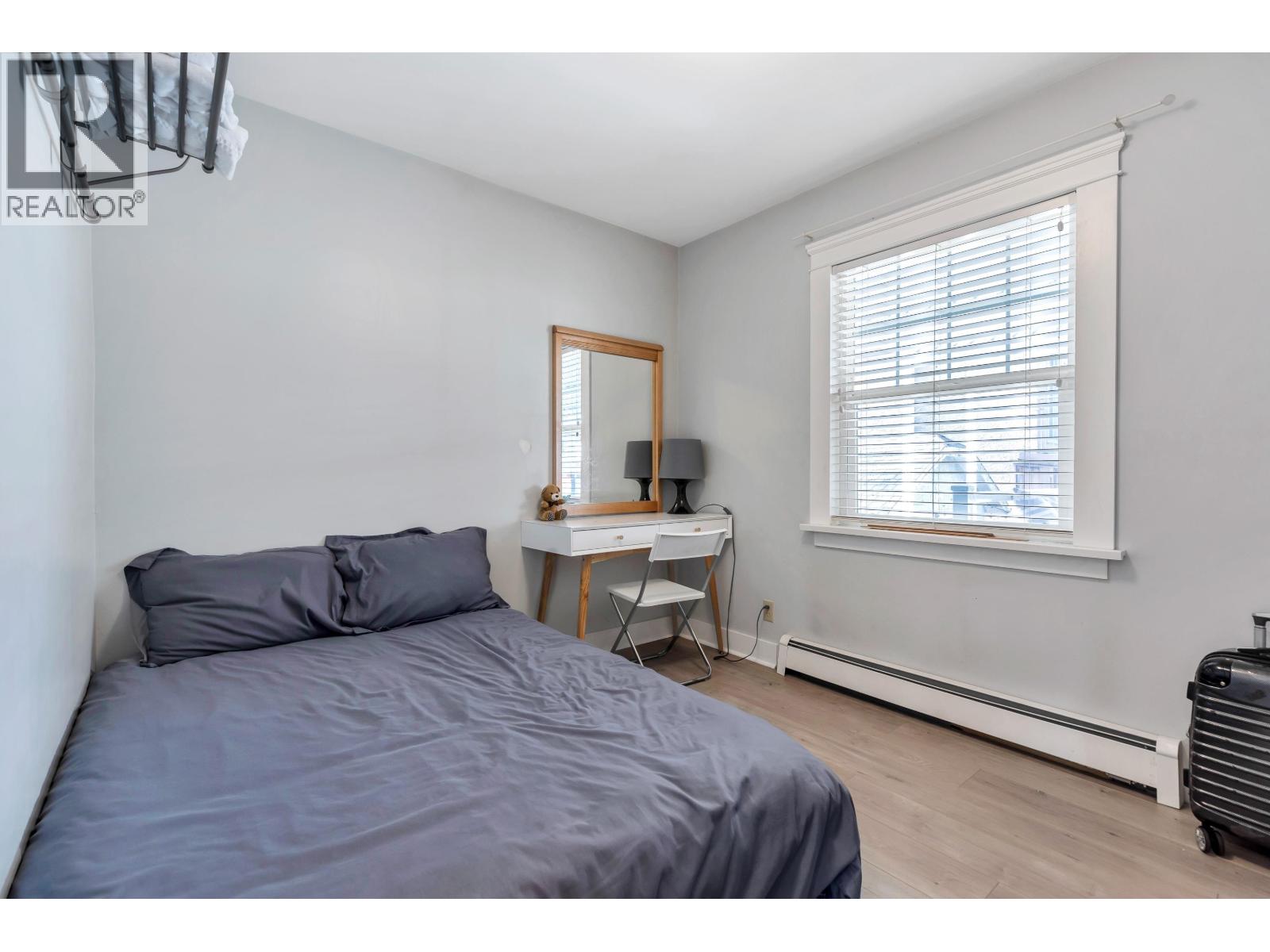 125 N Gilmore Avenue, Burnaby, British Columbia  V5C 1V6 - Photo 22 - R3087700