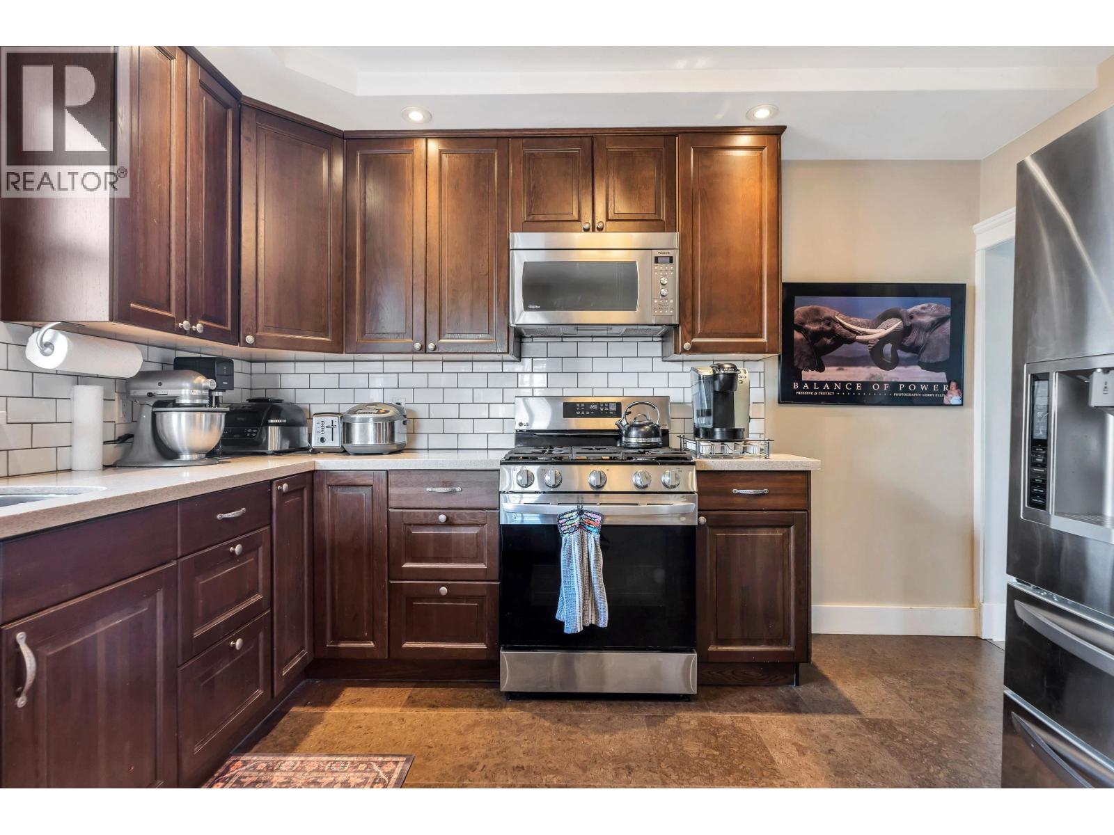 125 N Gilmore Avenue, Burnaby, British Columbia  V5C 1V6 - Photo 17 - R3087700