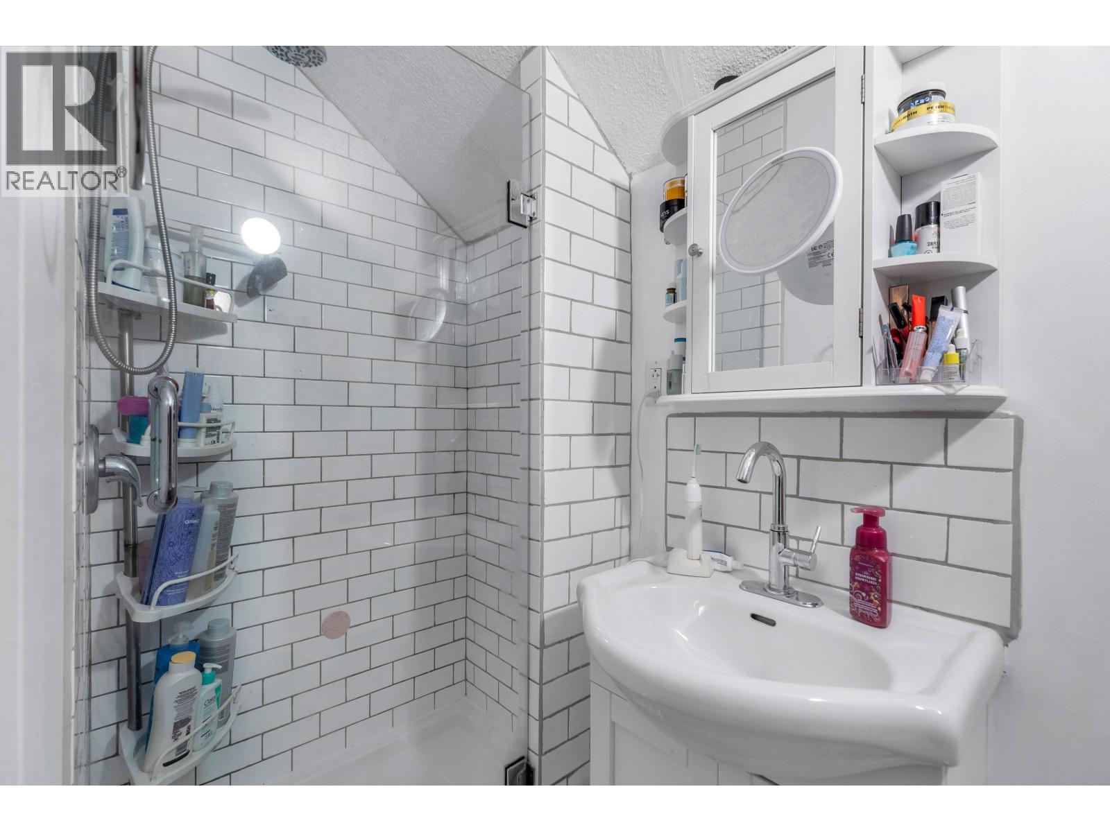 125 N Gilmore Avenue, Burnaby, British Columbia  V5C 1V6 - Photo 27 - R3087700