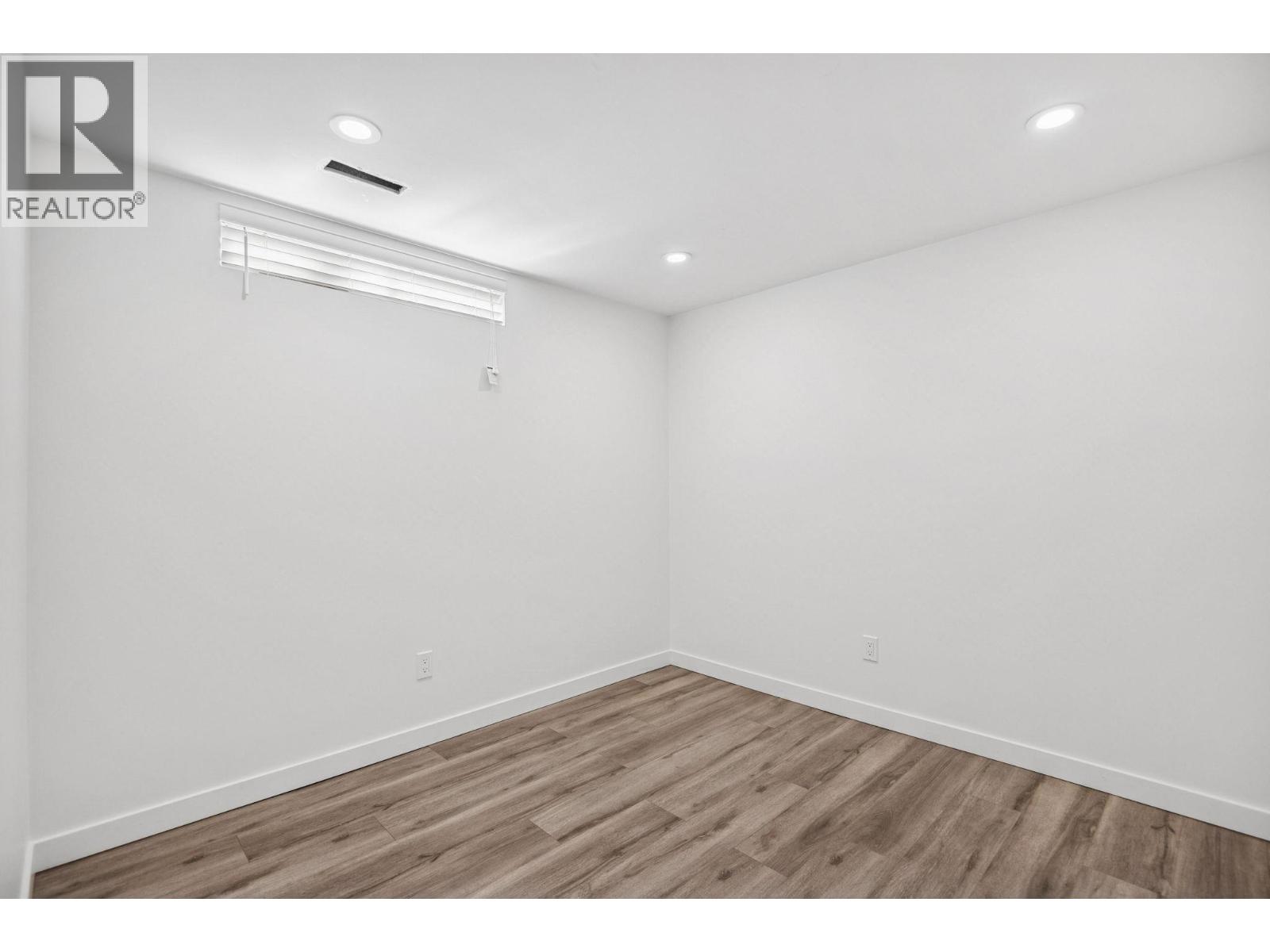 121 3461 E 49th Avenue, Vancouver, British Columbia  V5S 1M3 - Photo 12 - R3090310